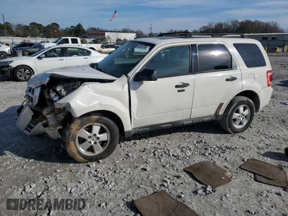 2011 Ford Escape XLT with VIN 1FMCU0D71BKB35466, listed as a Copart auction lot 43057895 with 298,662 mi miles and Salvage Title. Bid and sale history available at carsss.com. Image 1.