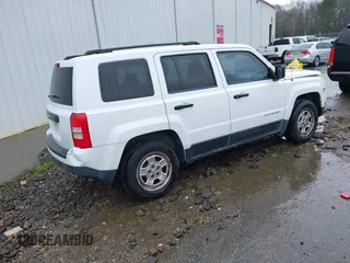 2013 Jeep Patriot Sport with VIN 1C4NJPBA8DD223029, listed as a IAAI auction lot 41765589 with 164,590 mi miles. Bid and sale history available at carsss.com. Image 4.