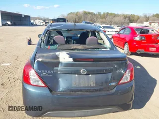 2016 Nissan Versa SV with VIN 3N1CN7APXGL901332, listed as a IAAI auction lot 41650605 with 111,087 mi miles. Bid and sale history available at carsss.com. Image 6.