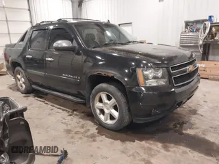 2007 Chevrolet Avalanche LTZ with VIN 3GNFK12327G236731, listed as a IAAI auction lot 41707271 with 243,088 mi miles. Bid and sale history available at carsss.com. Image 1.