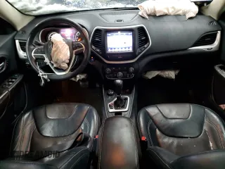 2014 Jeep Cherokee Limited with VIN 1C4PJMDB7EW202563, listed as a Copart auction lot 44465125 with 185,245 mi miles and Non repairable. Bid and sale history available at DreamBid. Image 8.