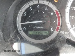 2005 Toyota Sienna XLE with VIN 5TDZA22C35S304998, listed as a IAAI auction lot 41595712 with 179,646 mi miles and . Bid and sale history available at DreamBid. Image 15.