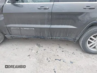 2017 Jeep Grand Cherokee Laredo with VIN 1C4RJFAG3HC742986, listed as a IAAI auction lot 41386220 with 200,456 mi miles. Bid and sale history available at carsss.com. Image 14.