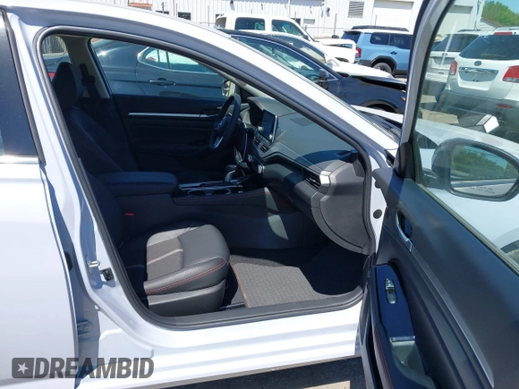 2025 Nissan Altima SR with VIN 1N4BL4CV6SN362215, listed as a IAAI auction lot 42057026 with 3,467 mi miles and . Bid and sale history available at DreamBid. Image 5.