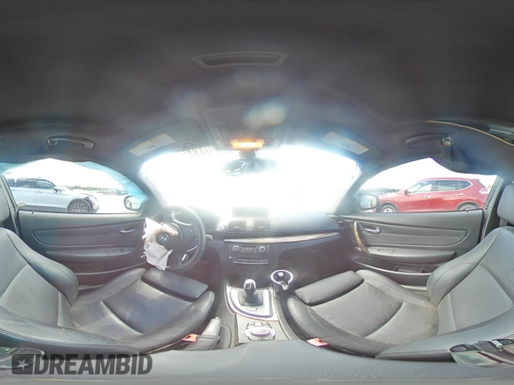 2012 BMW 1 Series 135i с VIN WBAUC9C5XCVM12726, выставлен на аукционе Copart как лот 58204845 с пробегом 84 331 миль миль и Списание • Salvage title. История ставок и продаж доступна на DreamBid. Изображение 14.