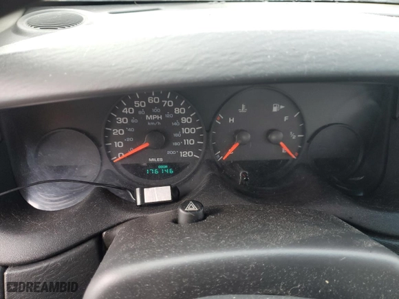 2005 Dodge Neon SE with VIN 1B3ES26C85D108994, listed as a Copart auction lot 84224244 with 176,146 mi miles and Salvage Title. Bid and sale history available at carsss.com. Image 9.