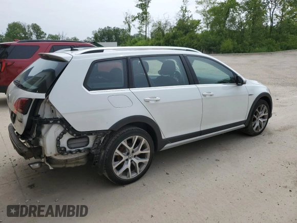 2017 Volkswagen Golf S z VIN 3VWH17AU5HM522302, wystawiony jako Copart lot #60602365 z przebiegiem 93 985 mil mil oraz Nie do naprawy • Non repairable. Historia ofert i sprzedaży dostępna na DreamBid. Obrazek 3.