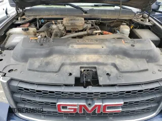 2011 GMC Sierra 2500HD SLE z VIN 1GT120C83BF159109, wystawiony jako Copart lot #51218225 z przebiegiem 259 160 mil mil oraz Szkoda całkowita • Salvage title. Historia ofert i sprzedaży dostępna na DreamBid. Obrazek 11.