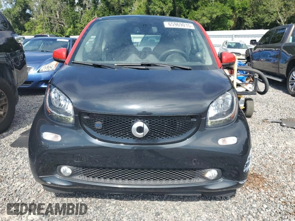 2018 Smart fortwo Pure with VIN WMEFJ9BA9JK312004, listed as a Copart auction lot 65969015 with 19,252 mi miles and Clean title. Bid and sale history available at DreamBid. Image 5.