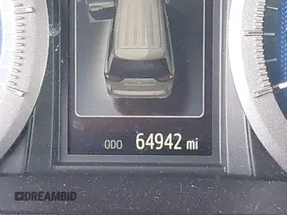2017 Toyota Sienna XLE с VIN 5TDDZ3DC5HS146786, выставлен на аукционе IAAI как лот 41635018 с пробегом 64 942 миль миль и . История ставок и продаж доступна на DreamBid. Изображение 16.