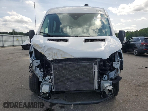 2022 Ford Transit Passenger XL z VIN 1FDZK1C85NKA69802, wystawiony jako Copart lot #56595895 z przebiegiem 67 239 mil mil oraz Szkoda całkowita • Salvage title. Historia ofert i sprzedaży dostępna na DreamBid. Obrazek 5.