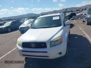 2008 Toyota RAV4 Sport z VIN JTMZK32V186011898, wystawiony jako IAAI lot #40380953 z przebiegiem 212 371 mil mil oraz . Historia ofert i sprzedaży dostępna na DreamBid. Obrazek 12.