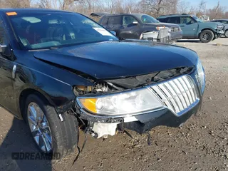 2011 Lincoln MKZ with VIN 3LNHL2JC4BR751602, listed as a IAAI auction lot 41784461 with 212,401 mi miles and . Bid and sale history available at DreamBid. Image 18.