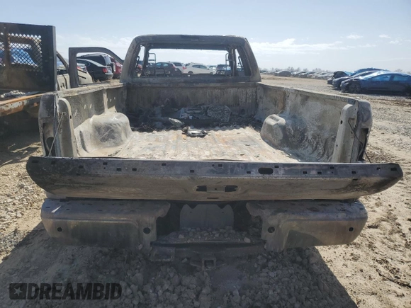 2015 Ford F-250 XLT with VIN 1FT7X2B69FEA33663, listed as a Copart auction lot 49157275 with Not provided miles and Non repairable. Bid and sale history available at DreamBid. Image 6.