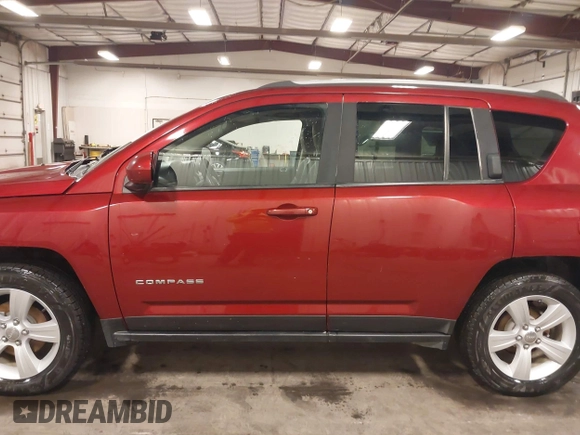 2016 Jeep Compass High Altitude Edition with VIN 1C4NJDEB8GD778764, listed as a IAAI auction lot 41704039 with 110,287 mi miles. Bid and sale history available at carsss.com. Image 14.