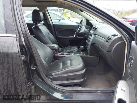 2012 Ford Fusion SEL with VIN 3FAHP0JA9CR375921, listed as a IAAI auction lot 42043626 with 147,838 mi miles. Bid and sale history available at carsss.com. Image 5.