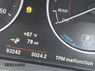 2017 BMW 3 Series 330e iPerformance with VIN WBA8E1C58HK480271, listed as a IAAI auction lot 42039429 with 93,242 mi miles. Bid and sale history available at carsss.com. Image 7.