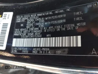2024 Toyota Sienna XLE with VIN 5TDJSKFC9RS152848, listed as a IAAI auction lot 41290455 with 1,967 mi miles and . Bid and sale history available at DreamBid. Image 9.