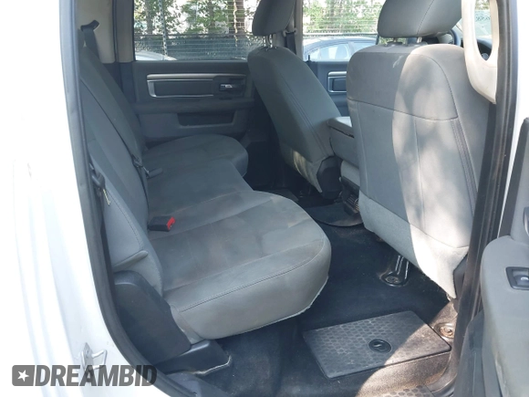 2016 Ram 2500 Big Horn with VIN 3C6UR5JL2GG221738, listed as a IAAI auction lot 42658336 with 253,086 mi miles and . Bid and sale history available at DreamBid. Image 8.