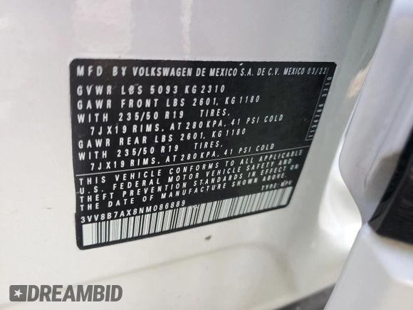 2022 Volkswagen Tiguan SE R-Line Black with VIN 3VV8B7AX8NM086889, listed as a Copart auction lot 63555865 with 32,919 mi miles and Salvage title. Bid and sale history available at DreamBid. Image 14.