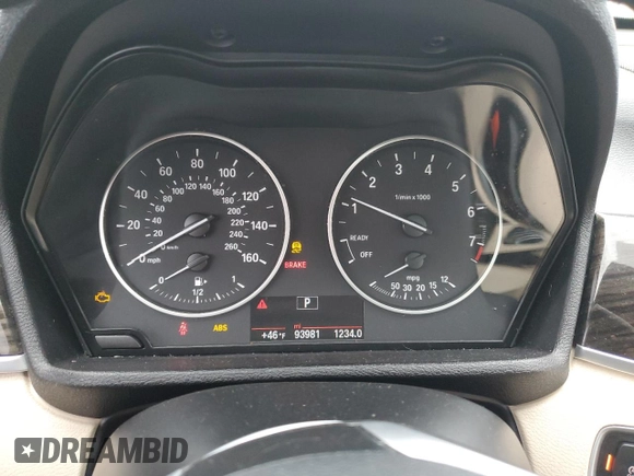 2017 BMW X1 xDrive28i with VIN WBXHT3C3XH5F69573, listed as a Copart auction lot 52719715 with 93,981 mi miles and Salvage Title. Bid and sale history available at DreamBid. Image 9.