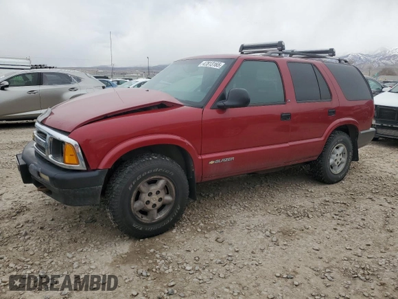 1995 Chevrolet Blazer with VIN 1GNDT13W2S2236856, listed as a Copart auction lot 47813165 with 862,143 mi miles and Salvage title. Bid and sale history available at DreamBid. Image 1.