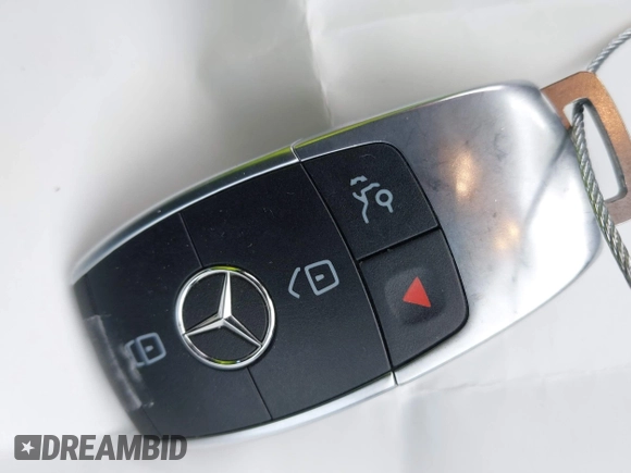 2020 Mercedes-Benz C 300 с VIN WDDWF8DB5LR539187, выставлен на аукционе IAAI как лот 42290441 с пробегом 19 669 миль миль и . История ставок и продаж доступна на DreamBid. Изображение 11.