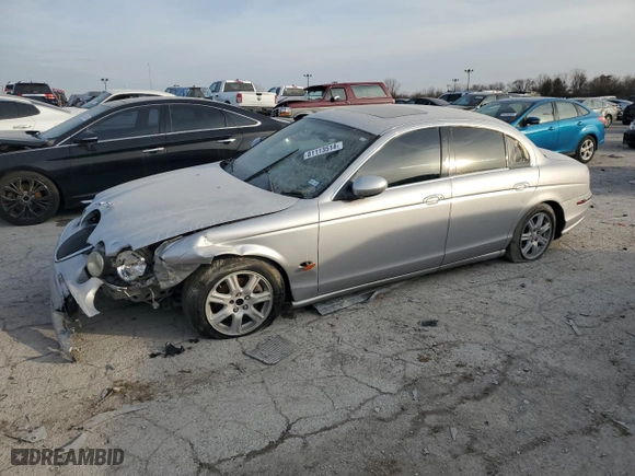 2004 Jaguar S-Type with VIN SAJEA01T54FM99832, listed as a Copart auction lot 81113514 with NaN miles and Salvage Title. Bid and sale history available at carsss.com. Image 1.