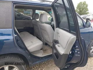 2005 Toyota Highlander z VIN JTEEP21A750076029, wystawiony jako IAAI lot #42327759 z przebiegiem 261 299 mil mil oraz . Historia ofert i sprzedaży dostępna na DreamBid. Obrazek 8.