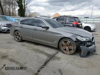 2022 BMW 5 Series 530i xDrive z VIN WBA13BJ0XNWX56782, wystawiony jako Copart lot #50706545 z przebiegiem 86 813 mil mil oraz Szkoda całkowita • Salvage title. Historia ofert i sprzedaży dostępna na DreamBid. Obrazek 4.