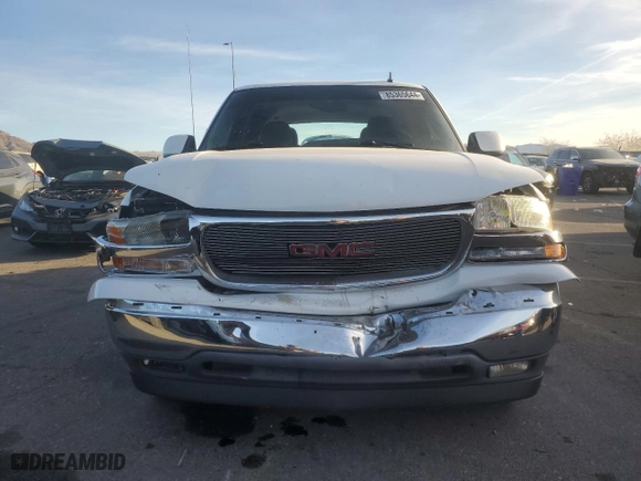 2006 GMC Yukon SLT with VIN 1GKEC13ZX6J120196, listed as a Copart auction lot 85365644 with 236,298 mi miles and Salvage Title. Bid and sale history available at carsss.com. Image 5.