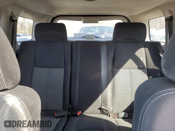2007 Hummer H3 SUV z VIN 5GTDN13E778161689, wystawiony jako Copart lot #48561455 z przebiegiem 308 875 mil mil oraz Czysty tytuł • Clean title. Historia ofert i sprzedaży dostępna na DreamBid. Obrazek 10.