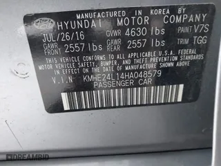 2017 Hyundai Sonata Hybrid SE with VIN KMHE24L14HA048579, listed as a IAAI auction lot 41018016 with 92,342 mi miles. Bid and sale history available at carsss.com. Image 9.