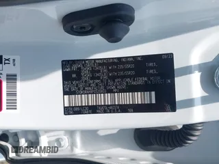 2023 Toyota Highlander L z VIN 5TDKDRAHXPS520803, wystawiony jako IAAI lot #42584854 z przebiegiem 11 561 mil mil oraz . Historia ofert i sprzedaży dostępna na DreamBid. Obrazek 9.