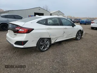 2018 Honda Clarity Plug-In Hybrid with VIN JHMZC5F12JC800082, listed as a Copart auction lot 76890794 with 211,051 mi miles and Clean Title. Bid and sale history available at carsss.com. Image 3.