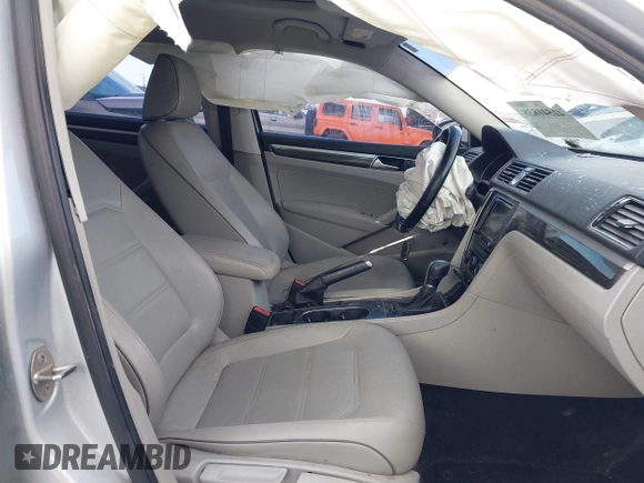 2016 Volkswagen Passat SE с VIN 1VWBT7A34GC017777, выставлен на аукционе IAAI как лот 41541838 с пробегом 106 673 миль миль и . История ставок и продаж доступна на DreamBid. Изображение 5.