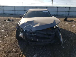 2010 Ford Fusion SE with VIN 3FAHP0HA0AR421199, listed as a Copart auction lot 69568174 with 152,729 mi miles and Salvage Title. Bid and sale history available at DreamBid. Image 5.