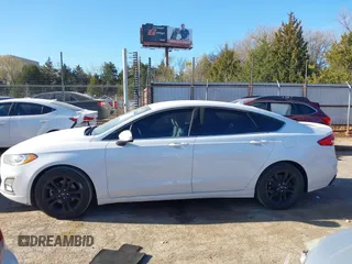 2020 Ford Fusion SE with VIN 3FA6P0HD2LR230033, listed as a IAAI auction lot 41815896 with 78,627 mi miles. Bid and sale history available at carsss.com. Image 14.