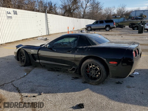 2001 Chevrolet Corvette Z06 with VIN 1G1YY12S115116644, listed as a Copart auction lot 84196744 with 0 mi miles and Salvage Title. Bid and sale history available at carsss.com. Image 2.