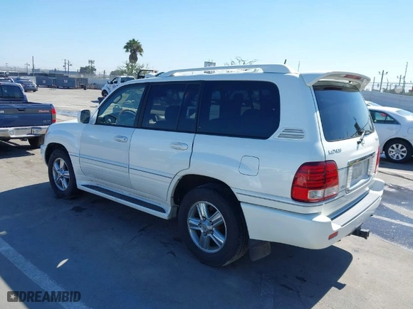 2007 Lexus LX 470 with VIN JTJHT00W074029108, listed as a IAAI auction lot 41652956 with 240,521 mi miles. Bid and sale history available at carsss.com. Image 3.