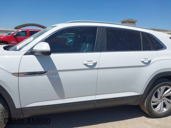 2021 Volkswagen Atlas SEL с VIN 1V2EE2CA8MC202806, выставлен на аукционе IAAI как лот 41984025 с пробегом 126 868 миль миль и . История ставок и продаж доступна на DreamBid. Изображение 14.