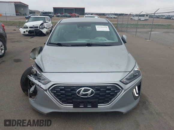 2020 Hyundai Ioniq SE with VIN KMHC75LC0LU242355, listed as a IAAI auction lot 42144438 with 74,120 mi miles and . Bid and sale history available at DreamBid. Image 12.