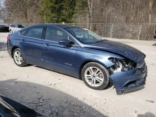 2018 Ford Fusion Hybrid SE with VIN 3FA6P0LU0JR253105, listed as a Copart auction lot 49050515 with 74,113 mi miles and Salvage Title. Bid and sale history available at carsss.com. Image 4.
