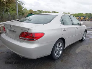 2005 Lexus ES 330 with VIN JTHBA30G755069068, listed as a IAAI auction lot 41947770 with 274,531 mi miles. Bid and sale history available at carsss.com. Image 4.