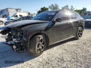 2022 Alfa Romeo Stelvio Veloce z VIN ZASPAKBN8N7D41653, wystawiony jako Copart lot #48586795 z przebiegiem 23 251 mil mil oraz Nie do naprawy • Non repairable. Historia ofert i sprzedaży dostępna na DreamBid. Obrazek 1.