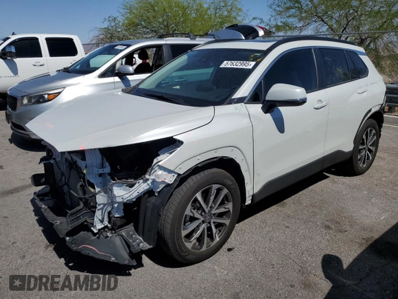 2022 Toyota Corolla Cross XLE z VIN 7MUDAABG7NV029746, wystawiony jako Copart lot #57632995 z przebiegiem 26 262 mil mil oraz Szkoda całkowita • Salvage title. Historia ofert i sprzedaży dostępna na DreamBid. Obrazek 1.