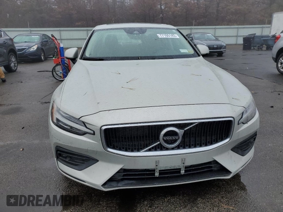 2021 Volvo S60 Momentum with VIN 7JRA22TK9MG093235, listed as a Copart auction lot 77105143 with 27,141 mi miles. Bid and sale history available at carsss.com. Image 5.