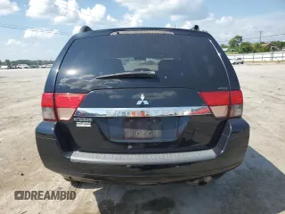 2011 Mitsubishi Endeavor LS with VIN 4A4JN2AS2BE025871, listed as a Copart auction lot 60868064 with 196,440 mi miles and Salvage Title. Bid and sale history available at carsss.com. Image 6.