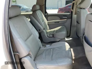 2008 Chevrolet Suburban LTZ with VIN 1GNFK16388R213823, listed as a Copart auction lot 57807615 with 329,193 mi miles and Clean title. Bid and sale history available at DreamBid. Image 11.