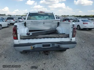 2004 Chevrolet Silverado 1500 Work Truck with VIN 1GCEC19Z74Z276603, listed as a Copart auction lot 70582324 with 211,118 mi miles and Salvage Title. Bid and sale history available at carsss.com. Image 6.